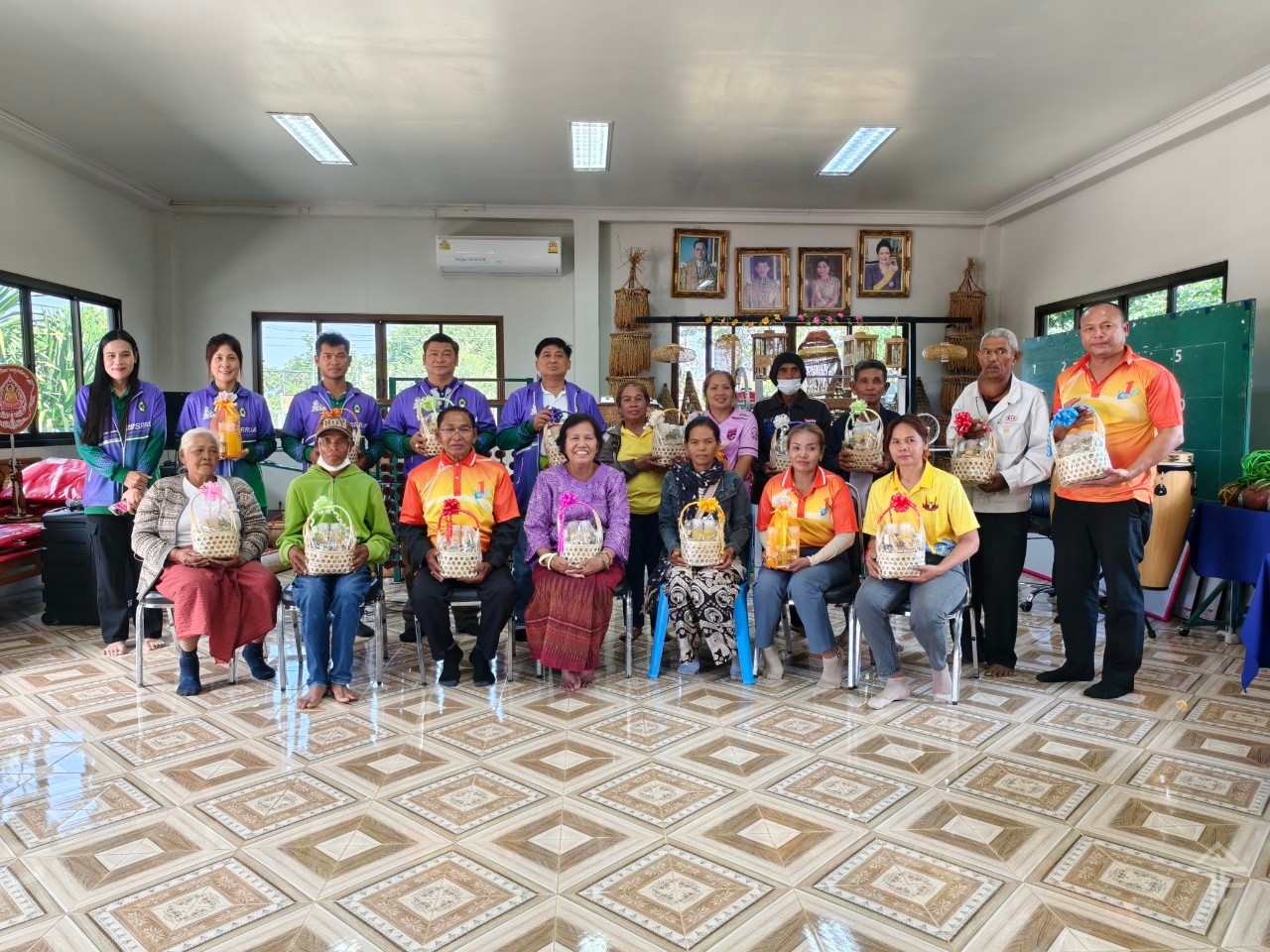 งานวิจัยเพื่อการพัฒนาท้องถิ่นและประเทศอย่างยั่งยืน (Research for Local and National Development) “โครงการถอดบทเรียนและเสวนานวัตกรรมพร้อมใช้เพื่อแก้ไขปัญหาชุมชน”